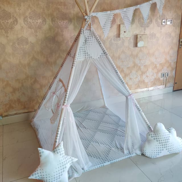 White Net Teepee